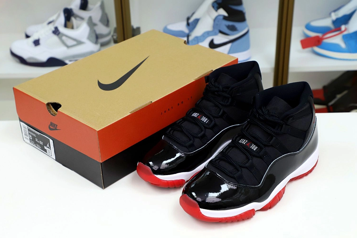 11 RETRO AIR 'BRED' 2019 JORDAN 0928